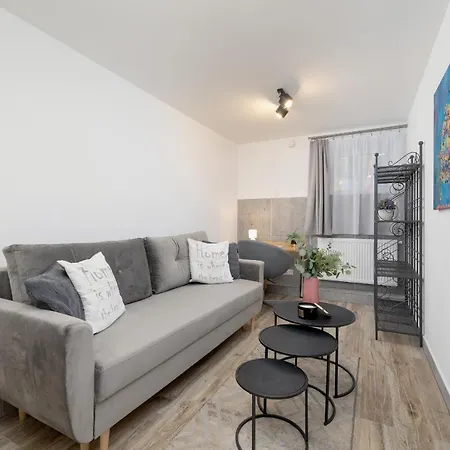 Grzegorzki Moniuszki Cracow By Renters Apartament