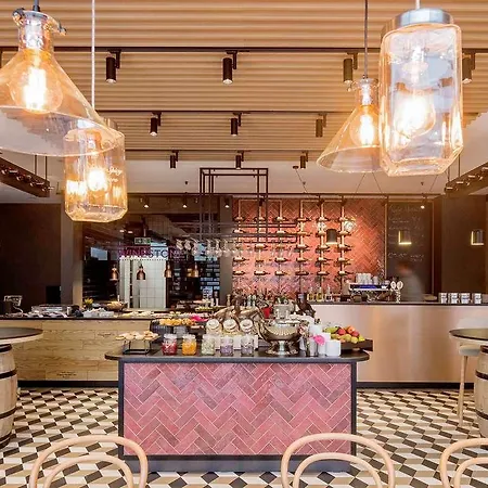 Ibis Styles East