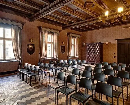 H15 Luxury Palace - Destigo Hotel