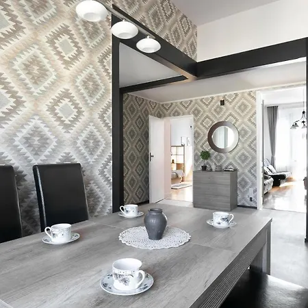 Large Next To Main Station - 85 M2 Apartament Kraków