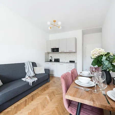 Apartment Gallery 7 - 6 *