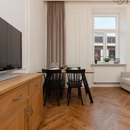 Apartment Strzelecka Old Town Cracow By Renters Prestige *
