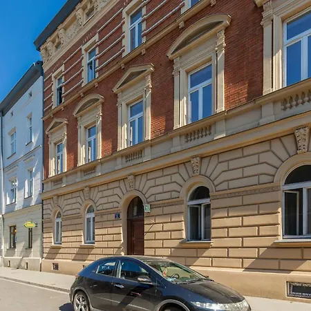 Apartment Strzelecka Old Town Cracow By Renters Prestige Krakow