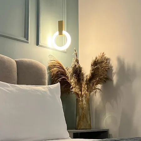 Luxury Leo Garden & Spa Krakow