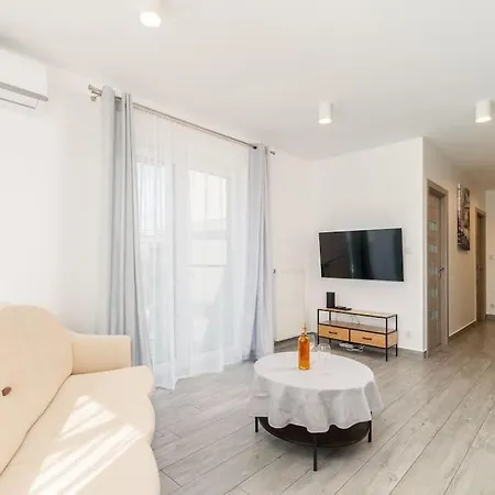 Apartament Maja