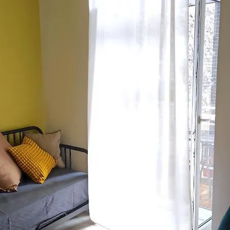 Stylish 2 Bed In Kazimierz, Near Wawel Castle Apartment