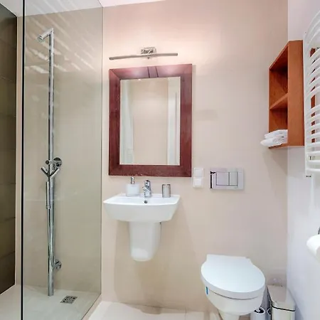 Tyzenhauz Krowoderska Street Appartement