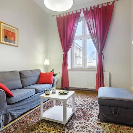 Apartment By Tyzenhauz Krakow