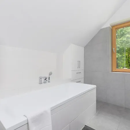 Holiday home Ojcowski Park Narodowy Dom Wakacyjny Korzkiew By Renters *