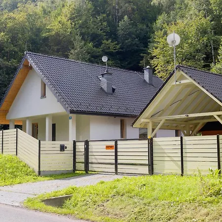 Ojcowski Park Narodowy Dom Wakacyjny Korzkiew By Renters Nyaraló Krakkó