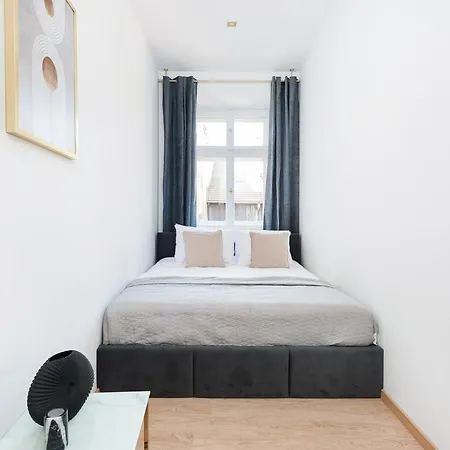 Gallery 7 - 3 קרקוב