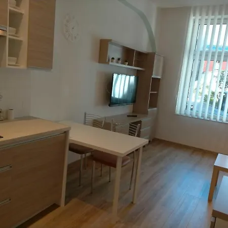 Apartment Cozy Place In *