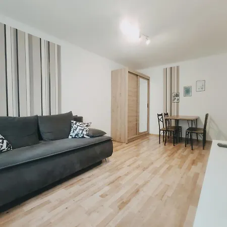 Apartment Pielegniarek 5 By Homeprime Krakow