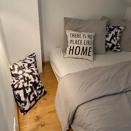 Apartament High Five