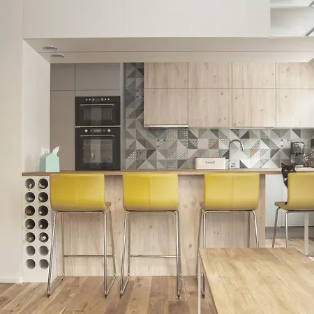 Apartment Charming With Garden, Only 1 Km To Wawel Castle By Renters *