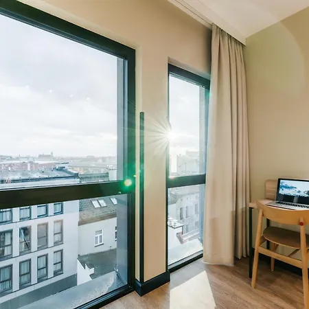 Meininger Centrum Hostel