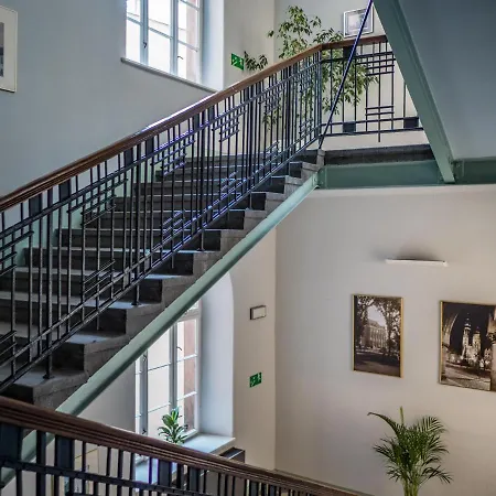 Dom Profesorski Im. Stanislawa Pigonia Hotel *