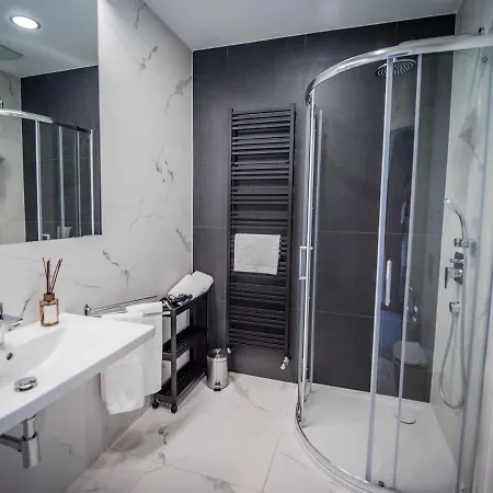 Hotel Dom Profesorski Im. Stanislawa Pigonia *