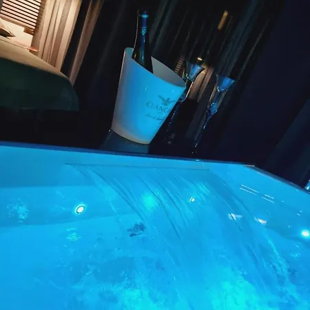 Jacuzzi