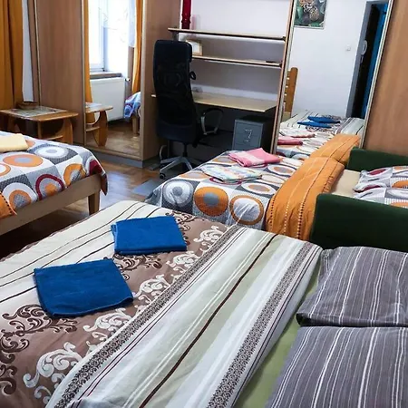 Apartment Sunny Apartment. 5 Minutes Walk From Main Sqare. *
