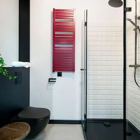Apartment Postindustrial Apt In The Center