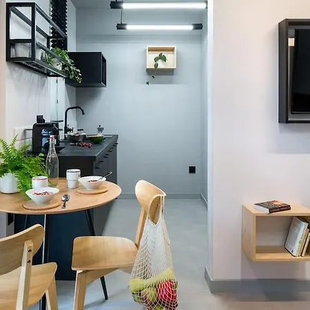 Postindustrial Apt In The Center Krakow