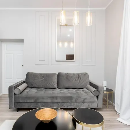Wrzesinska Luxury