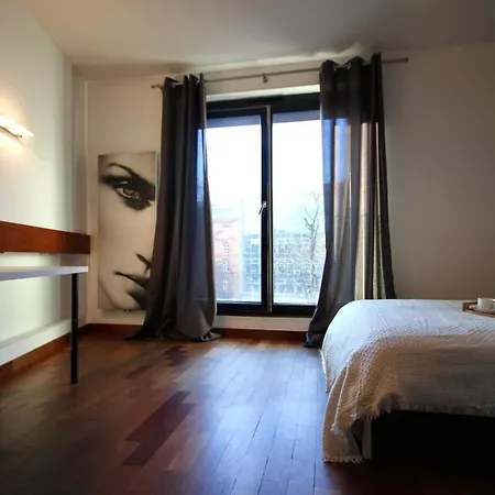 Angel Apartment *