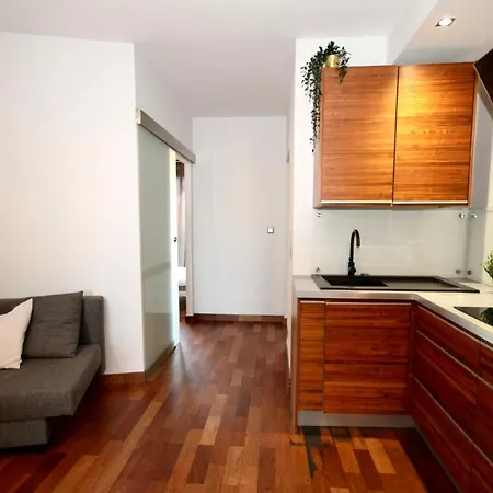 Angel Apartment *