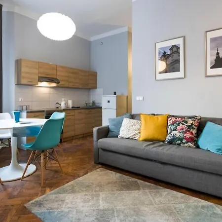 Perfect Place To In City Center 40m2 W4 Apartment