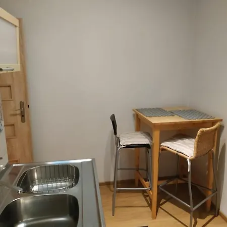 Feidum Quarters Flat Apartment