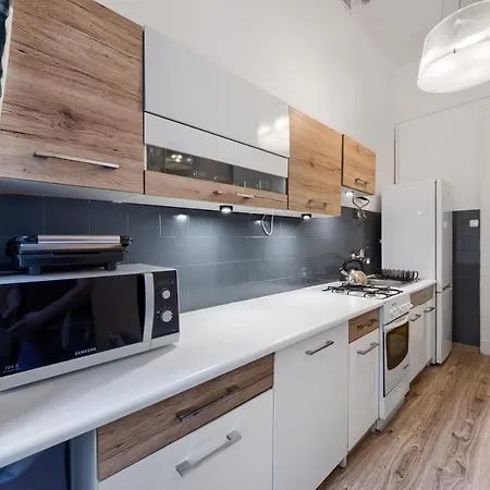 Apartment Comfortable In The Old Town Of