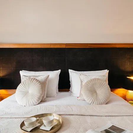 Aparthotel Topolowa - Loftaffair Collection 3*