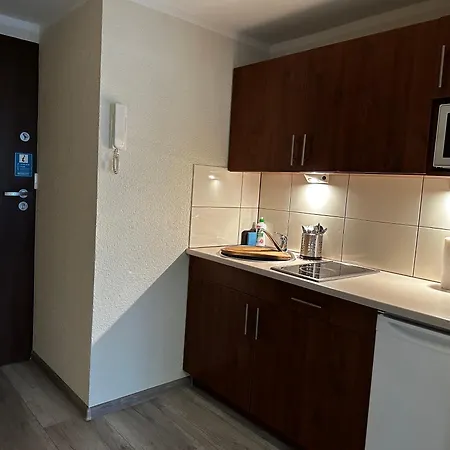 Kompleks Apartament-serwis Apartament *