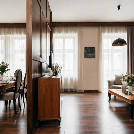 Aparthotel Topolowa - Loftaffair Collection