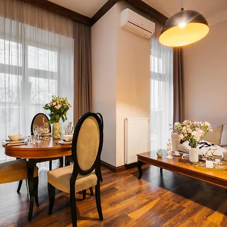Aparthotel Topolowa - Loftaffair Collection