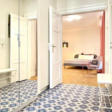 Apartment Mint Luxury At The Main Square *