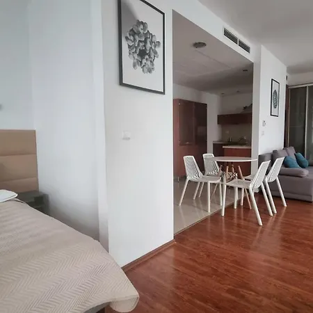 Nook Nook Kazimierza Wielkiego 104 كراكوفيا