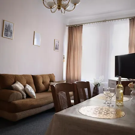 Apartment 555 Flat - 55 M² Mieszkanie, 5 Min - Dworzec Glowny