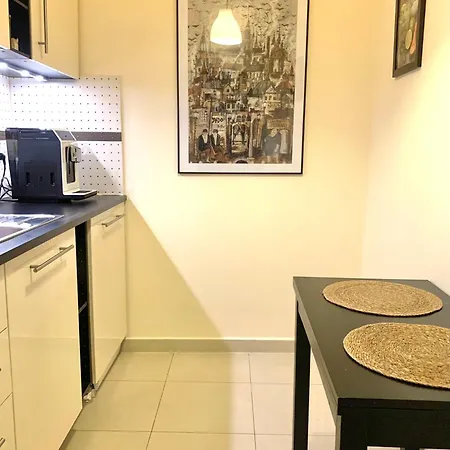 Apartment S19 *