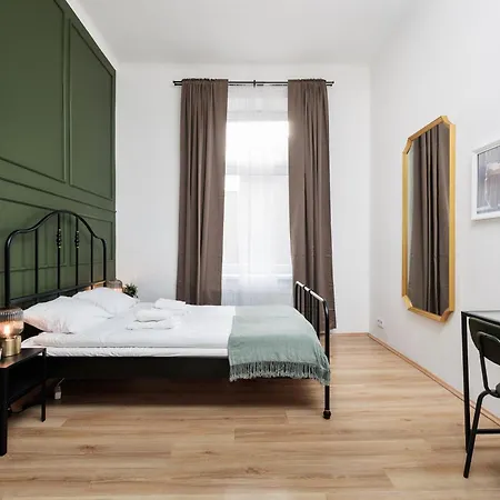 Apartment Stylowy - 6 Sypialni - Krakow, Stare - By Upstairs