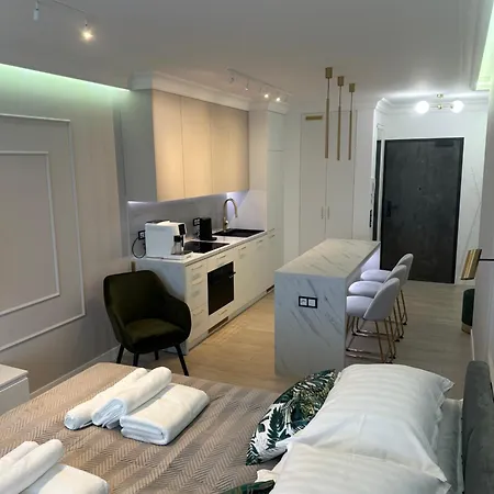 Wrazen Apartment *
