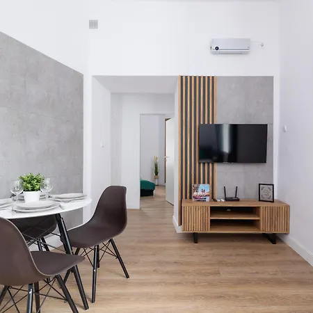 Apartament Bulwary Wislane Celna By Renters Apartment *