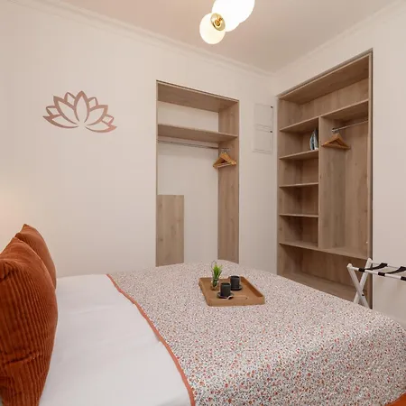 Beautiful & Stylish Dietla With Air Conditioning By Renters Appartement Cracovie