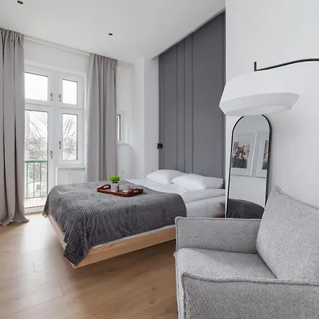 Slowackiego Elegant By Renters Apartment *
