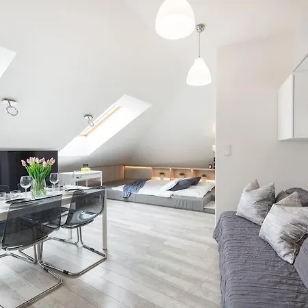 Modern & New Place Next To Wawel Castle & Vistula Apartment