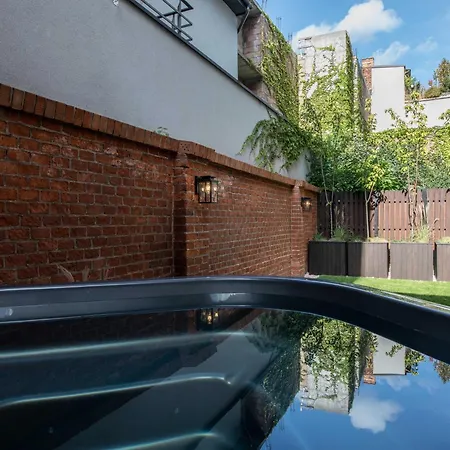 Luxury Leo Garden & Spa Apartment Krakow