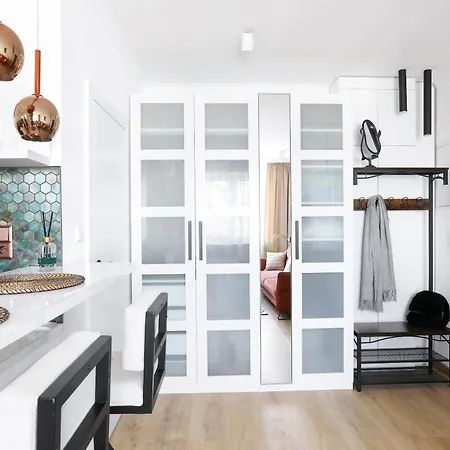 Cozy With Air Conditioning For Couples, Old Town - Jewish District Apartment