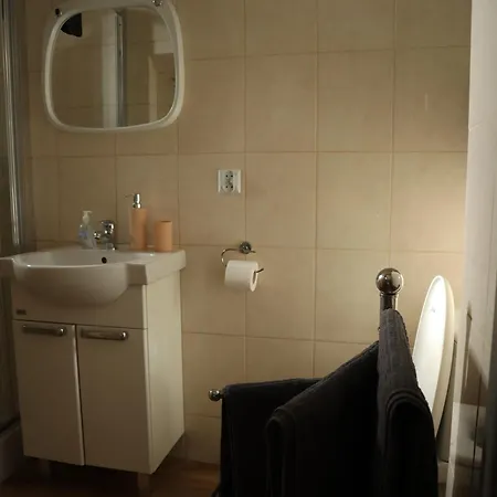 555 Flat - 55 M² Mieszkanie, 5 Min - Dworzec Glowny