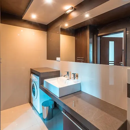 Apartament Golden Horizon